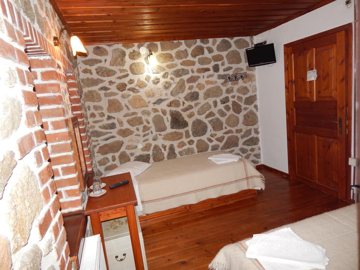 Ξενώνας Αριάδνη - Guesthouse Ariadni Lemos المظهر الخارجي الصورة